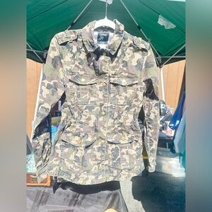 Cuidado con el Perro Camo Utility Jacket Large Army Green Military Field Coat
